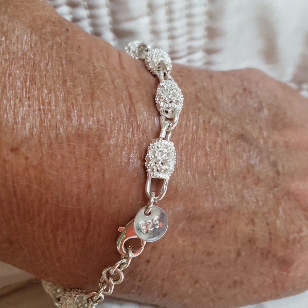 Bracelet - Picture 2 of 4